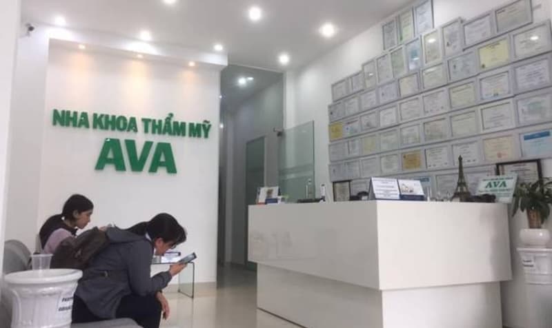 trồng răng implant giá tốt quận 10